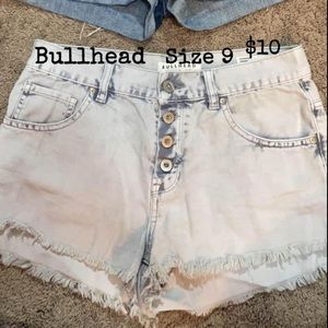 Bullhead jean shorts. Size 9